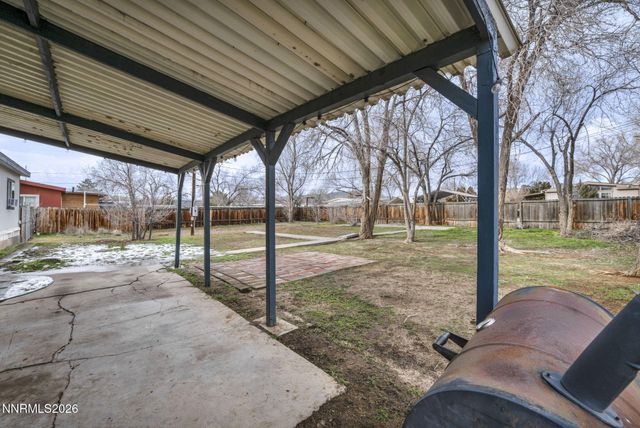 5556 Mark Circle, Sun Valley, NV 89433