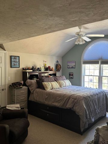 1 Hawthorne Court UNIT C, Pocasset, MA 02559