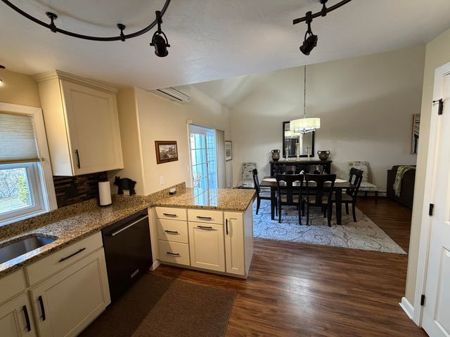 1 Hawthorne Court UNIT C, Pocasset, MA 02559