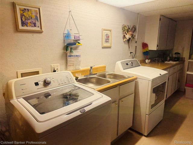 1804 Brentwood Drive 520, Troy, MI 48098