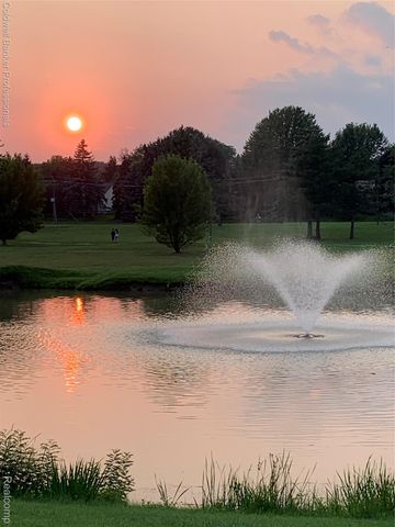 1804 Brentwood Drive 520, Troy, MI 48098