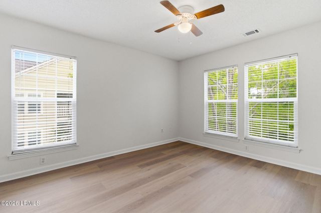 100 Kensington Blvd Apt 822, Bluffton, SC 29910