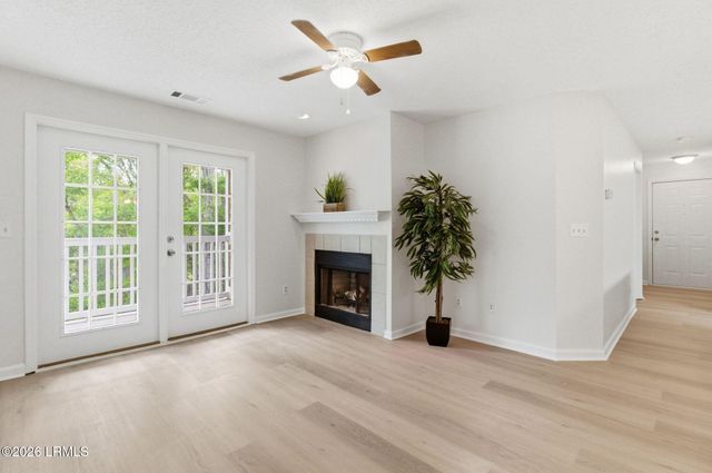 100 Kensington Blvd Apt 822, Bluffton, SC 29910