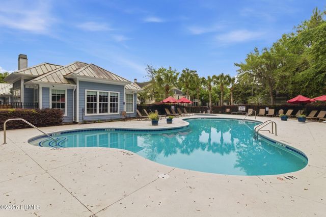 100 Kensington Blvd Apt 822, Bluffton, SC 29910