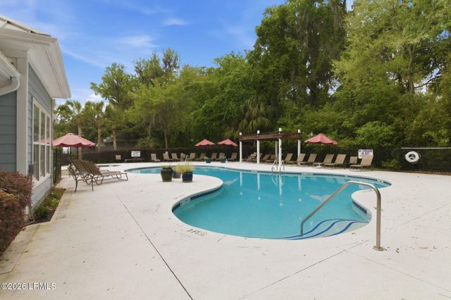 100 Kensington Blvd Apt 822, Bluffton, SC 29910
