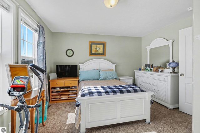 2968 Bowerman Road, Kingsley, MI 49649