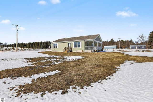 2968 Bowerman Road, Kingsley, MI 49649