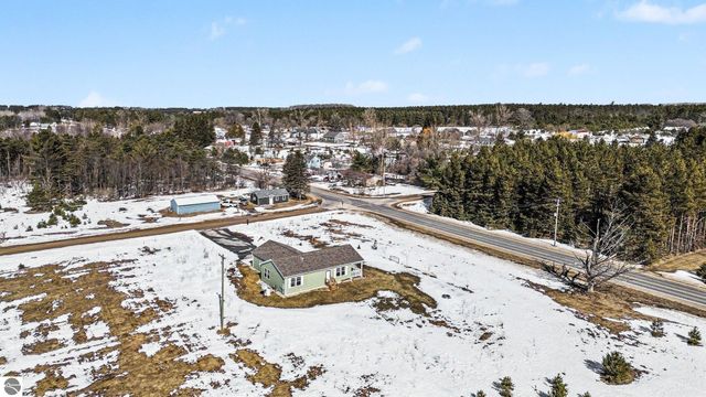 2968 Bowerman Road, Kingsley, MI 49649