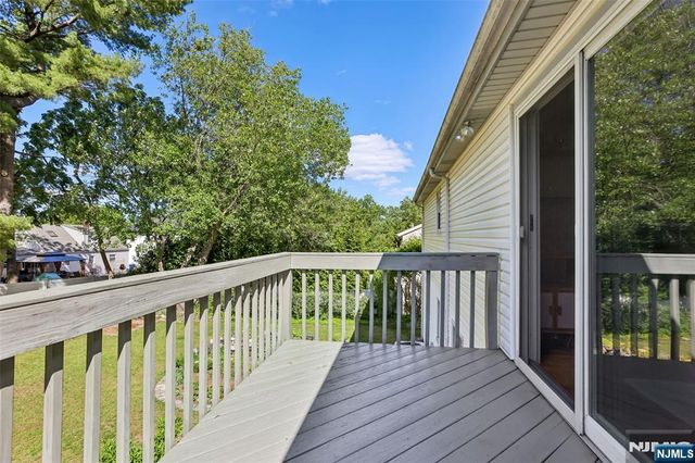 181 Behnke Avenue, Paramus, NJ 07652