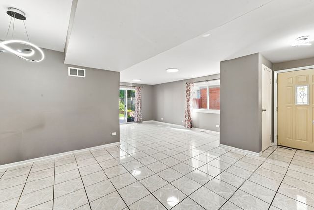 9349 Fern Lane 0, Des Plaines, IL 60016