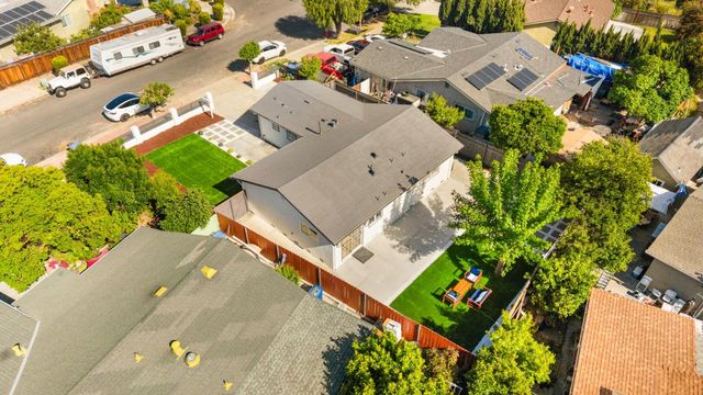3165 Haga Drive, San Jose, CA 95111