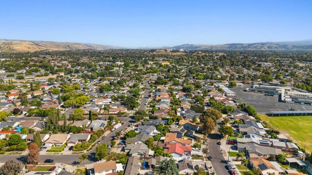 3165 Haga Drive, San Jose, CA 95111