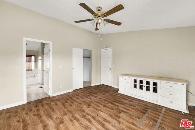 6425 Smoke Tree Road, Phelan, CA 92371