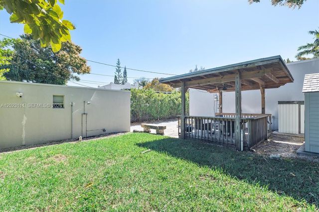 2231 SW 17th Street, Miami, FL 33145