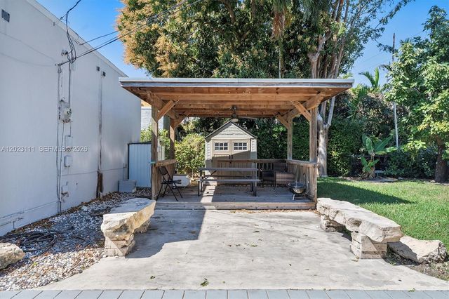 2231 SW 17th Street, Miami, FL 33145