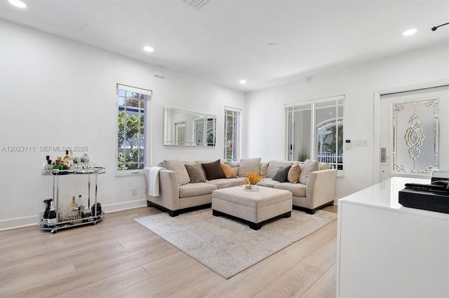 2231 SW 17th Street, Miami, FL 33145