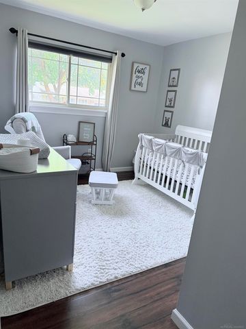 25154 S Magdalena Street, Harrison Twp, MI 48045