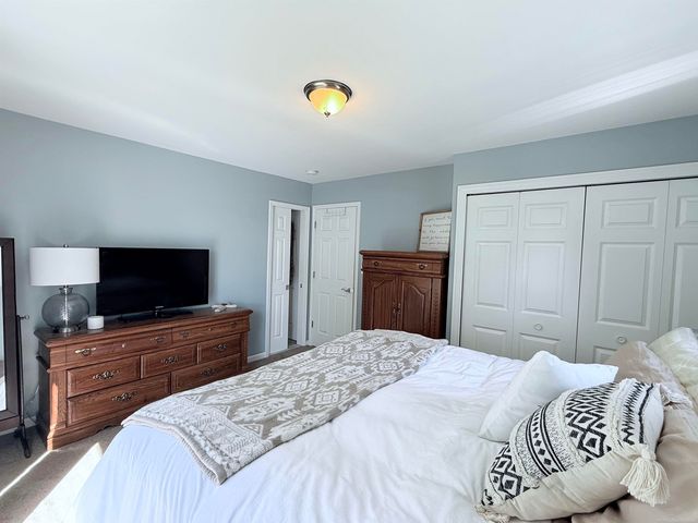 25154 S Magdalena Street, Harrison Twp, MI 48045