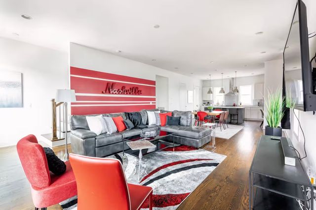 508 31st Ave, N, Nashville, TN 37209