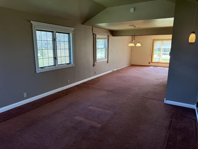 21970 Mac Gregor DRIVE, New Berlin, WI 53146