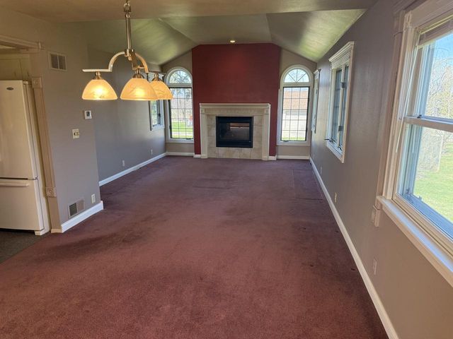 21970 Mac Gregor DRIVE, New Berlin, WI 53146