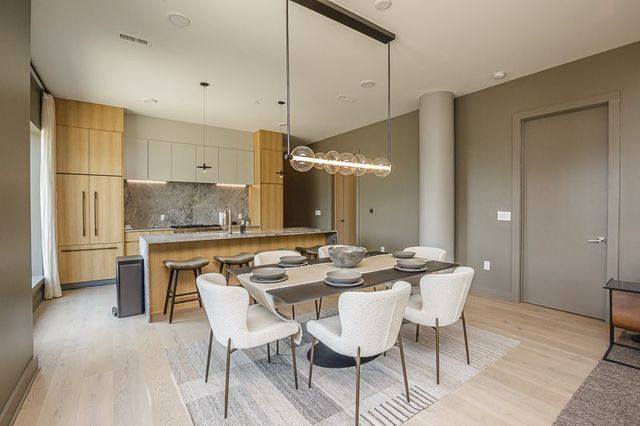 1030 17th Ave S Ste 201, Nashville, TN 37212