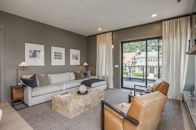 1030 17th Ave S Ste 201, Nashville, TN 37212