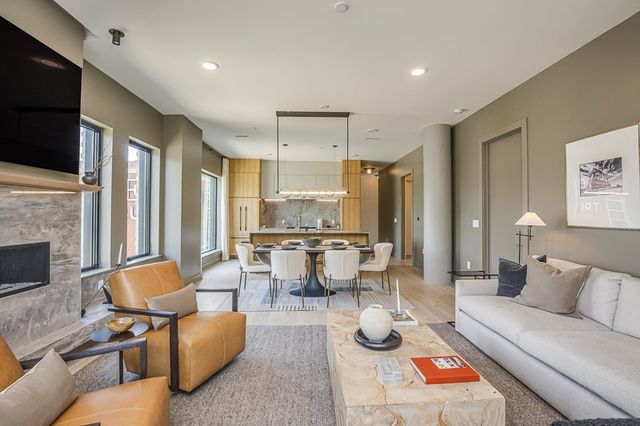 1030 17th Ave S Ste 201, Nashville, TN 37212