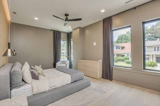 1030 17th Ave S Ste 201, Nashville, TN 37212