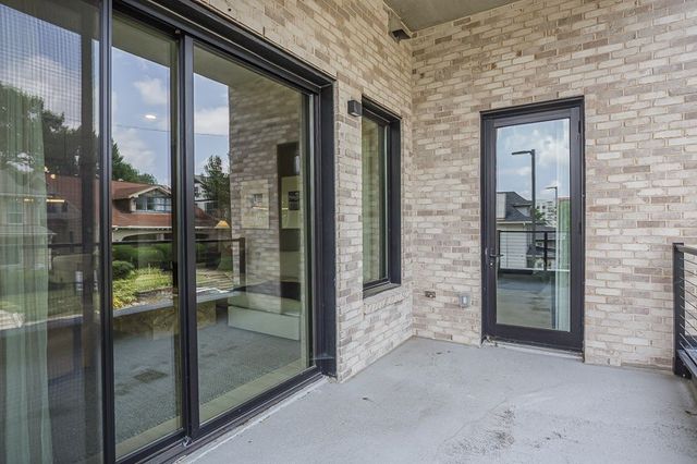 1030 17th Ave S Ste 201, Nashville, TN 37212