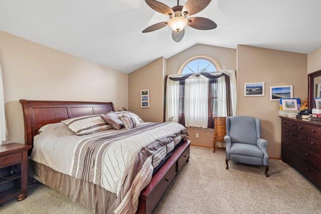 304 N Atwood Lane, Deerfield, WI 53531