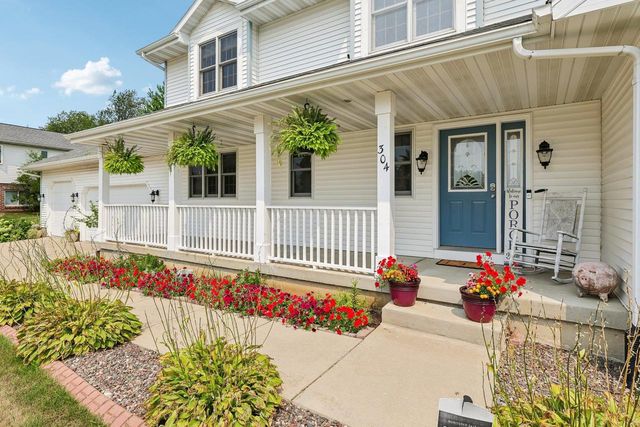 304 N Atwood Lane, Deerfield, WI 53531
