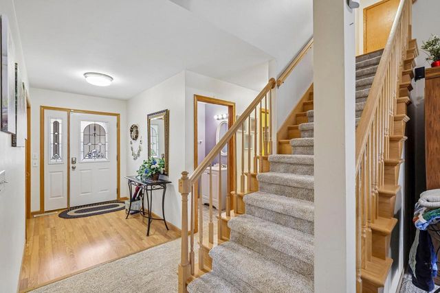 304 N Atwood Lane, Deerfield, WI 53531