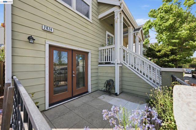 2824 Hilltop Mall Rd, Richmond, CA 94806