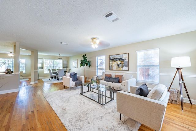 2017 Carriage Club DR, Cedar Park, TX 78613