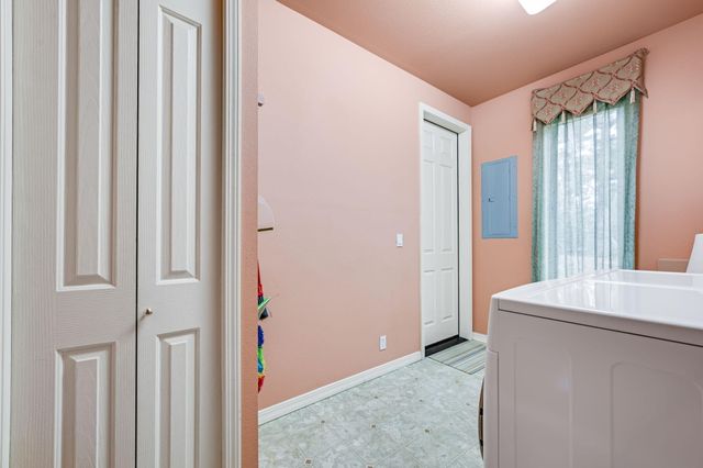 62029 Fall Creek Loop, Bend, OR 97702