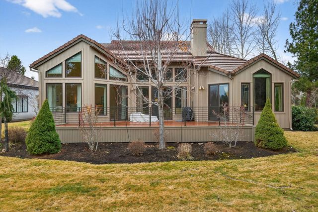 62029 Fall Creek Loop, Bend, OR 97702