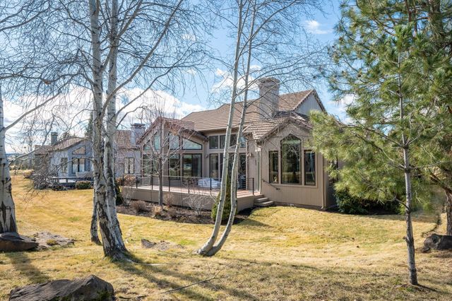 62029 Fall Creek Loop, Bend, OR 97702