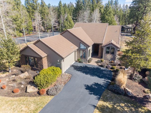 62029 Fall Creek Loop, Bend, OR 97702