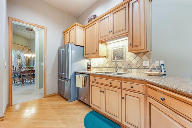 62029 Fall Creek Loop, Bend, OR 97702