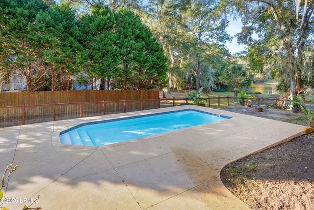 15 Flycatcher Lane, Beaufort, SC 29907