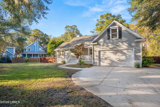 15 Flycatcher Lane, Beaufort, SC 29907