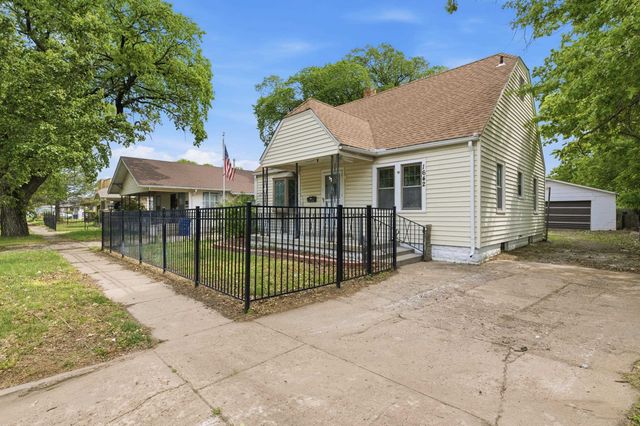 1642 S Mosley, Wichita, KS 67211