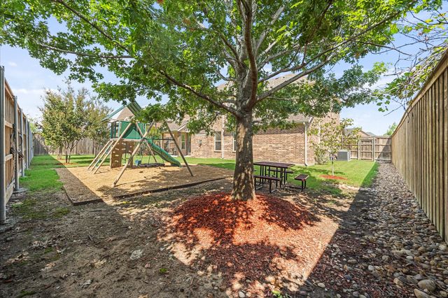4805 Lindsey Drive, Rowlett, TX 75088