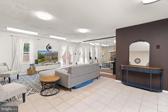 3079 TECUMSEH CT, Woodbridge, VA 22192