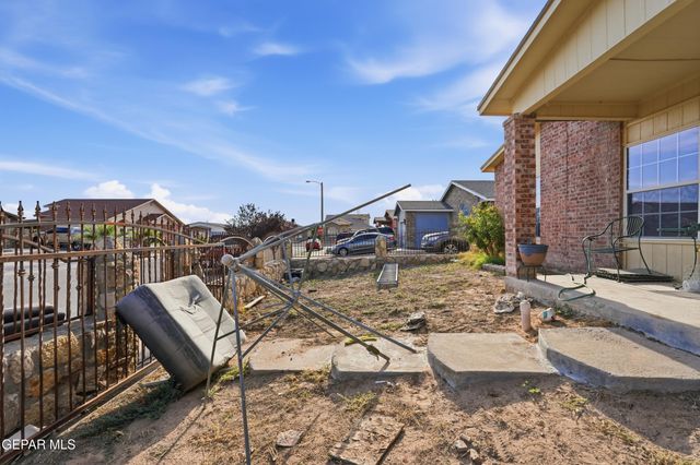14309 Venecia Drive, Horizon City, TX 79928