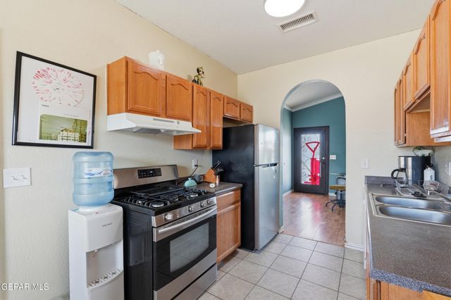 14309 Venecia Drive, Horizon City, TX 79928