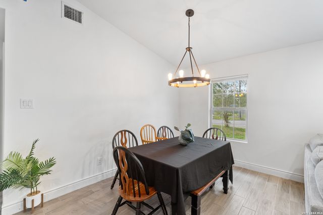 519 Sandalwood, San Antonio, TX 78216
