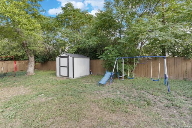 519 Sandalwood, San Antonio, TX 78216