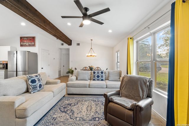 519 Sandalwood, San Antonio, TX 78216